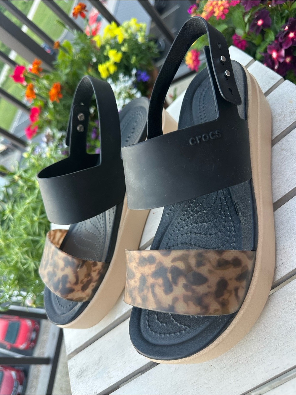CROCS Women's Brooklyn Low Wedge Sandals - Picture 3 of 10